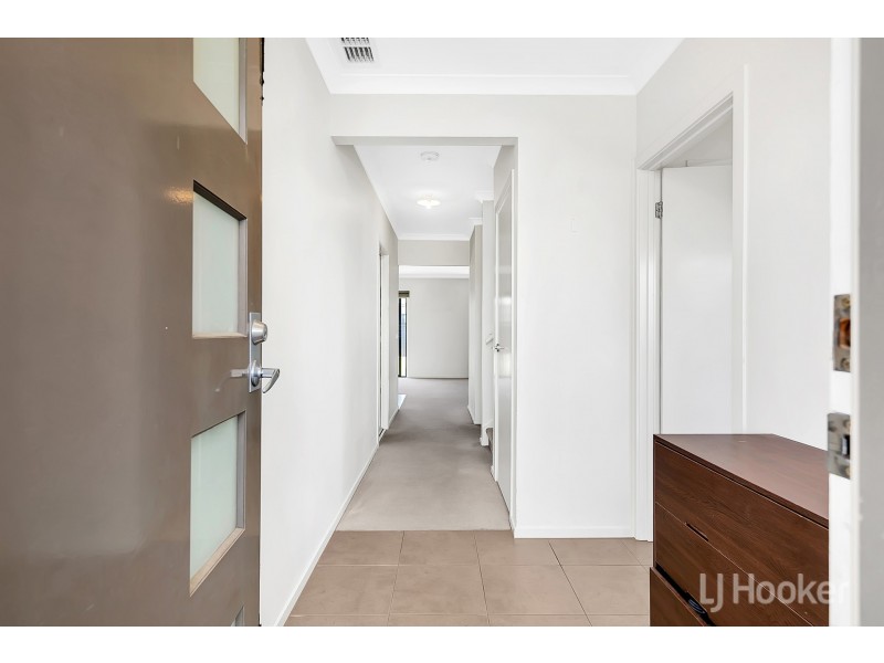 120 Grevillea Street, Craigieburn VIC 3064