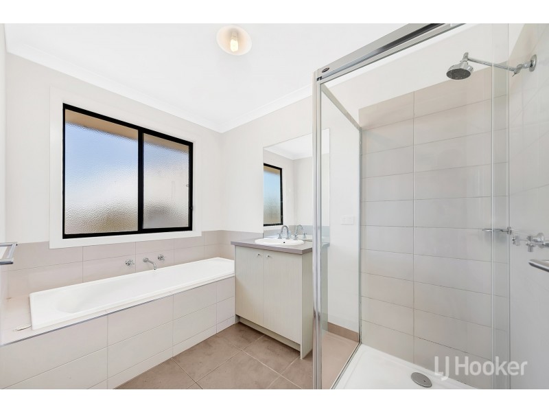 120 Grevillea Street, Craigieburn VIC 3064
