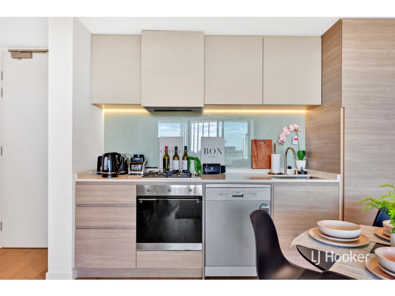 513/188 Ballarat Road, Footscray VIC 3011