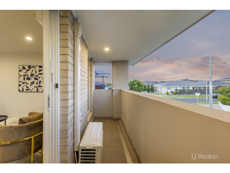 11 Chartwell Avenue, Truganina VIC 3029