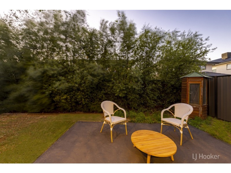 11 Chartwell Avenue, Truganina VIC 3029