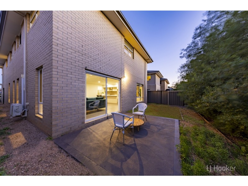 11 Chartwell Avenue, Truganina VIC 3029