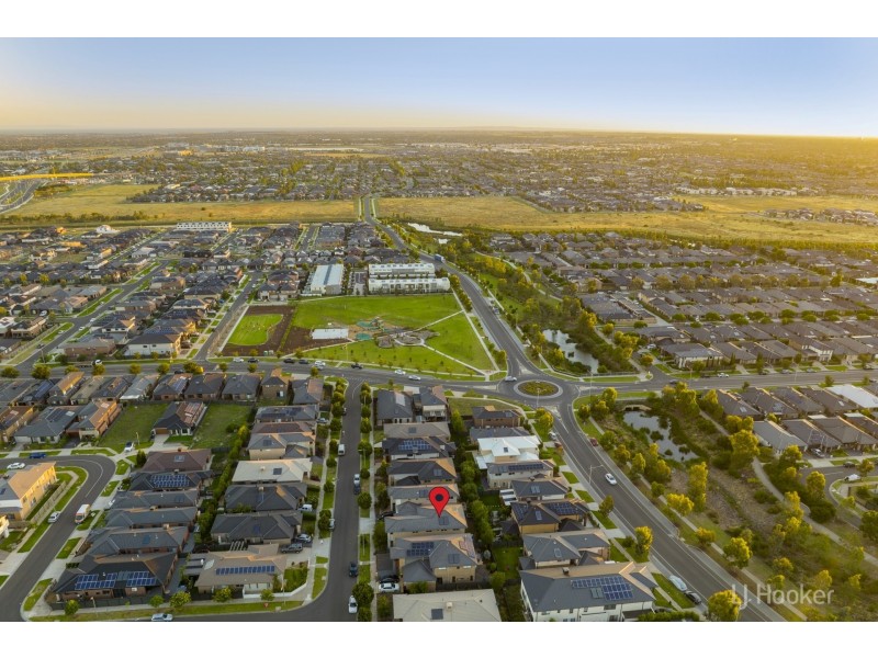11 Chartwell Avenue, Truganina VIC 3029