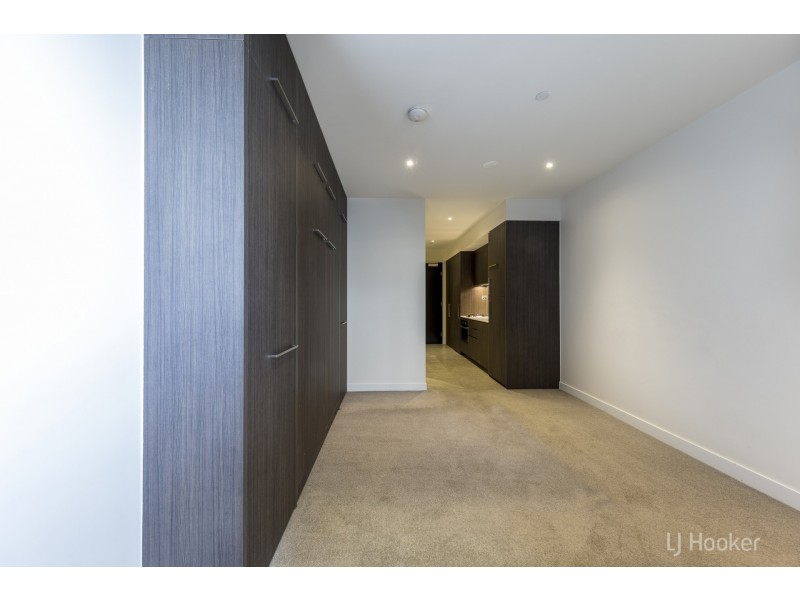 1704/120 A’beckett Street, Melbourne VIC 3000