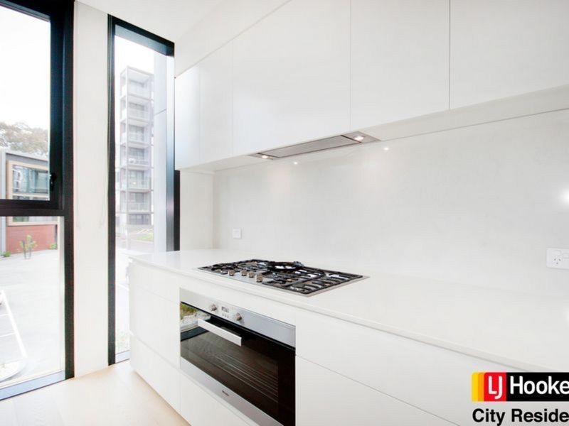 12 Periwinkle Place, Armadale VIC 3143