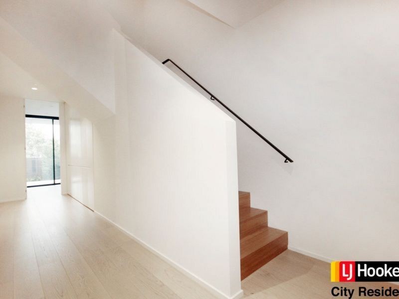 12 Periwinkle Place, Armadale VIC 3143