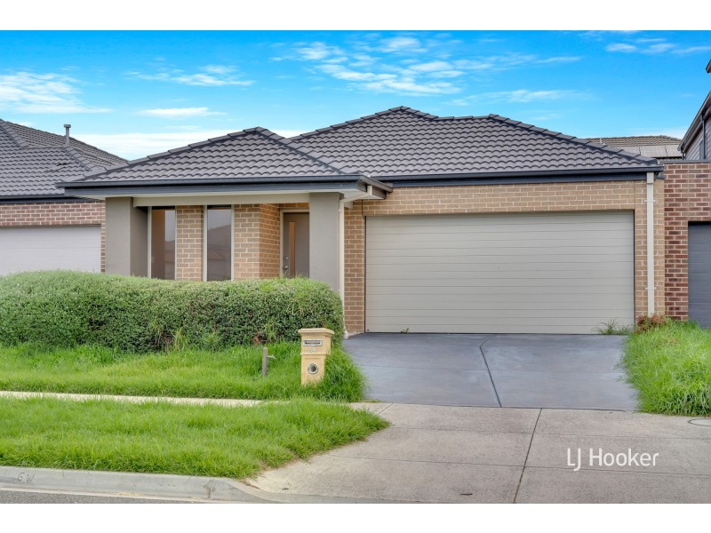 54 Dingo Street, Point Cook VIC 3030