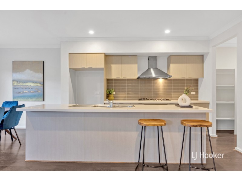 7 Pymble Terrace, Truganina VIC 3029