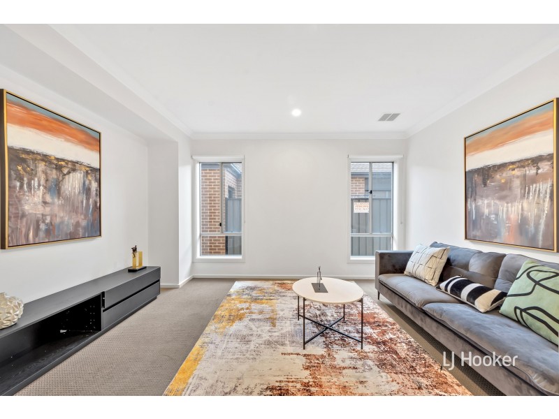 7 Pymble Terrace, Truganina VIC 3029