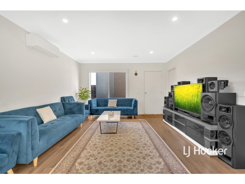 1 Parkfield Walk, Westmeadows VIC 3049