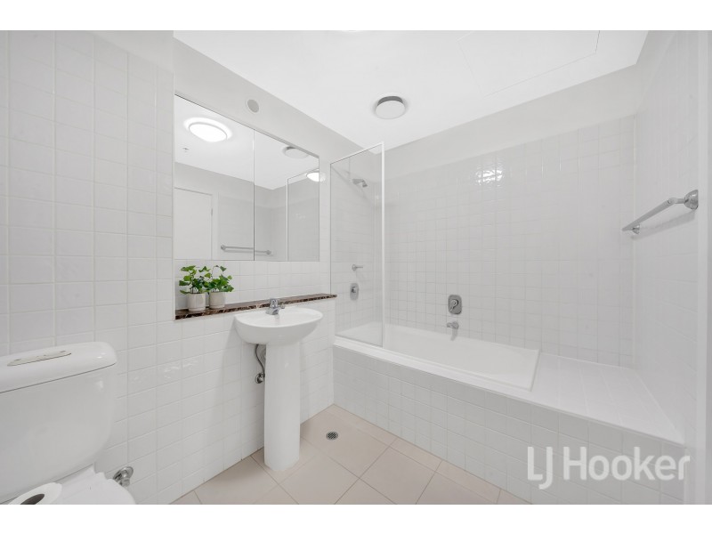 2514/250E Elizabeth Street, Melbourne VIC 3000