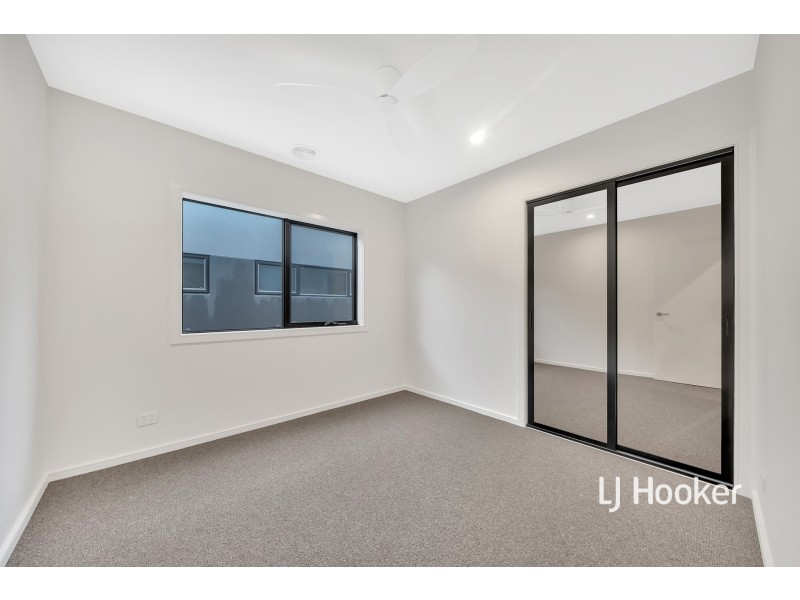 42 Rustic Avenue, Burwood East VIC 3151