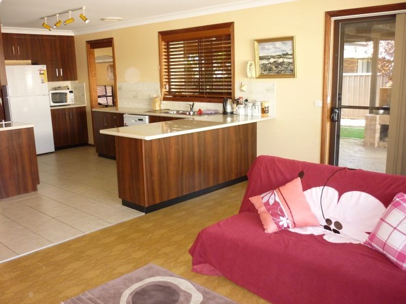 42 Mumford Crescent, Dubbo NSW 2830