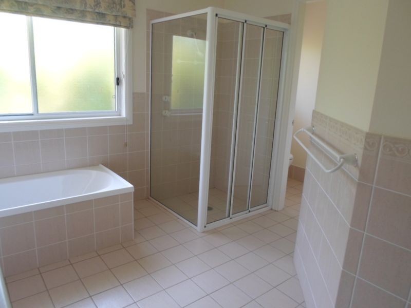20 Hillcrest Place, Dubbo NSW 2830