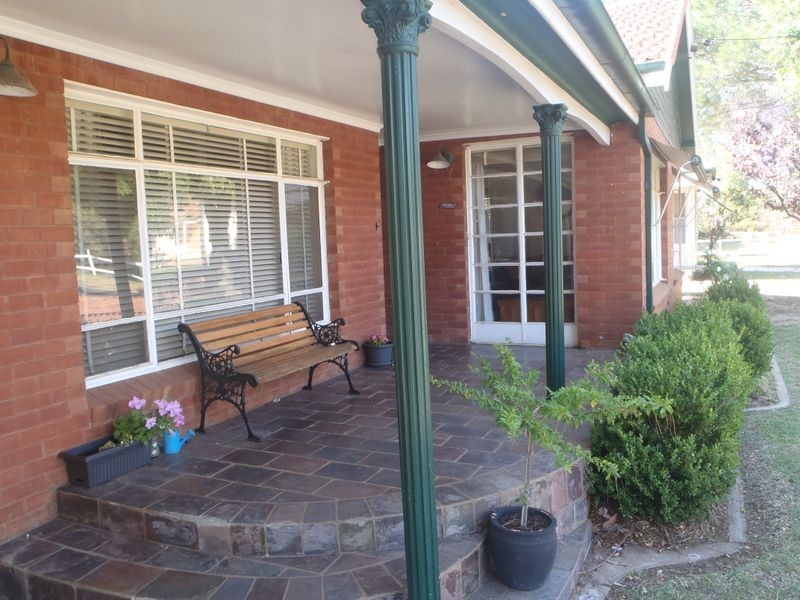 76 Taylor Street, Dubbo NSW 2830