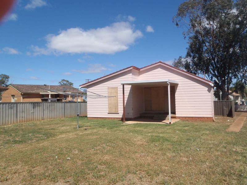 22 Lunar Avenue, Dubbo NSW 2830
