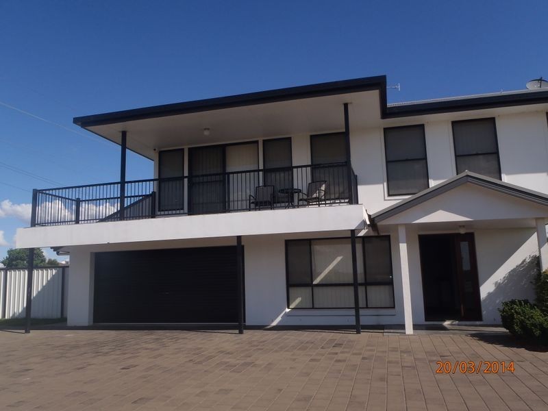 2/6 Pegasus Place, Dubbo NSW 2830