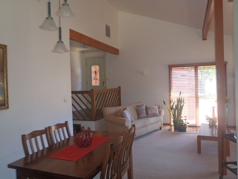 19 Buckingham Drive, Dubbo NSW 2830