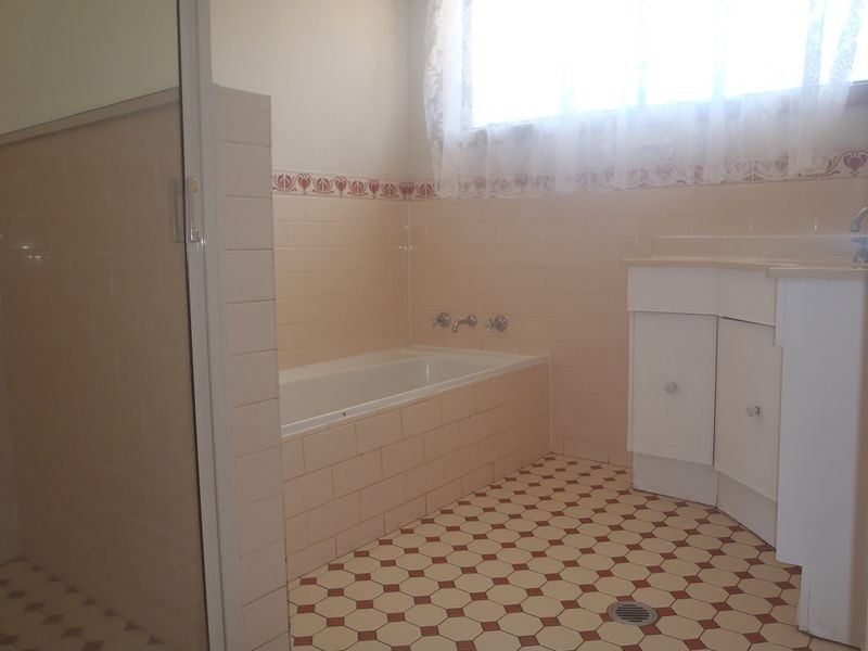 22A Oxley Circle, Dubbo NSW 2830