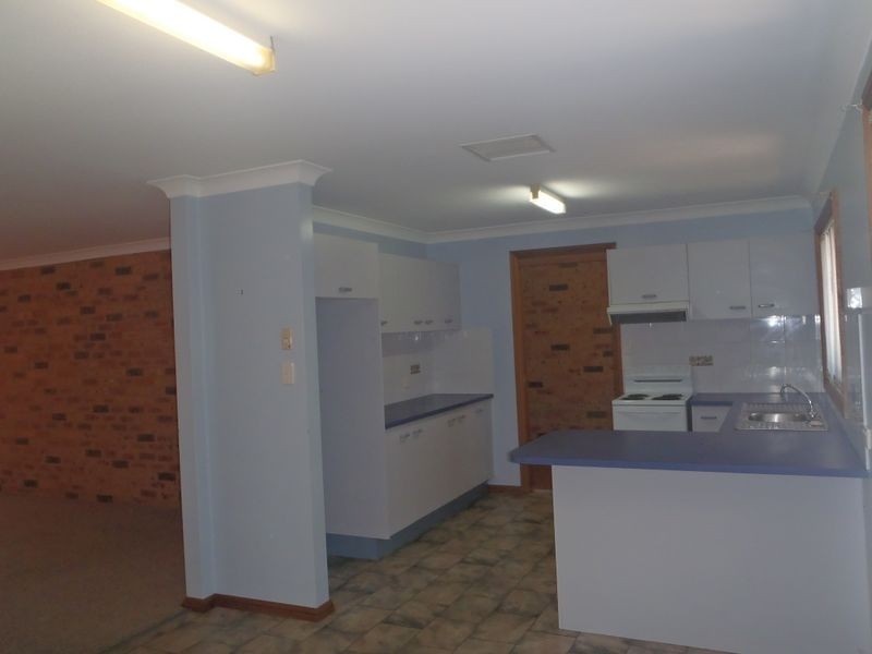 1&2/1 Hellyer Court, Dubbo NSW 2830