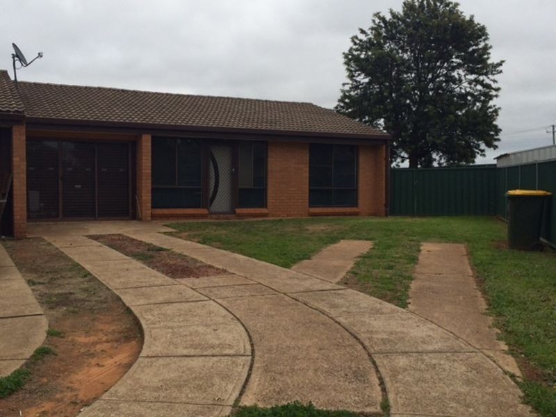 5B Highview Place, Dubbo NSW 2830