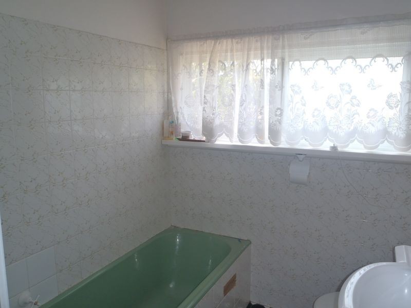 8 Baird Street, Dubbo NSW 2830