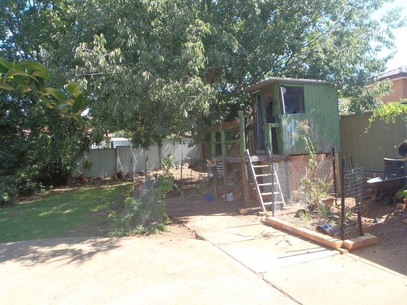 8 Baird Street, Dubbo NSW 2830