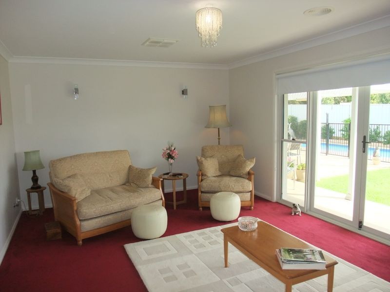 41 Lakeside Circuit, Dubbo NSW 2830