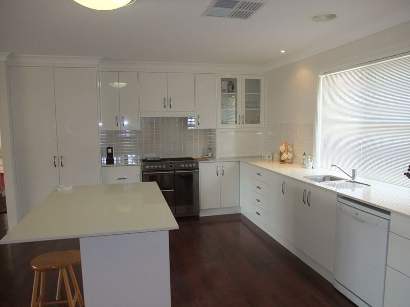 41 Lakeside Circuit, Dubbo NSW 2830