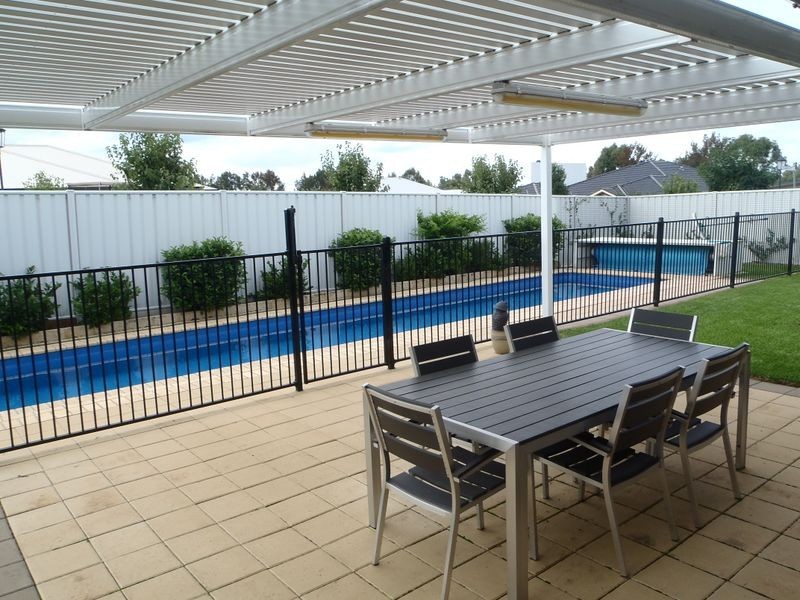 41 Lakeside Circuit, Dubbo NSW 2830