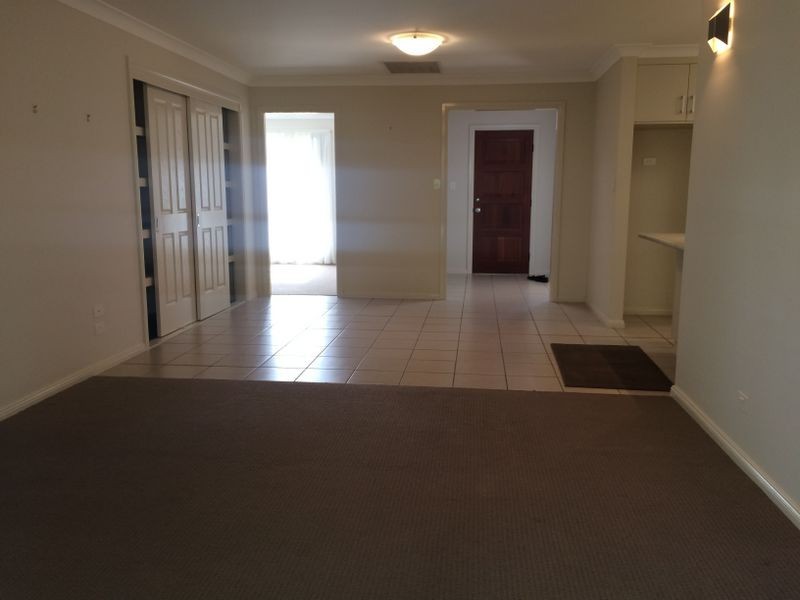 4/5 John Brass Place, Dubbo NSW 2830