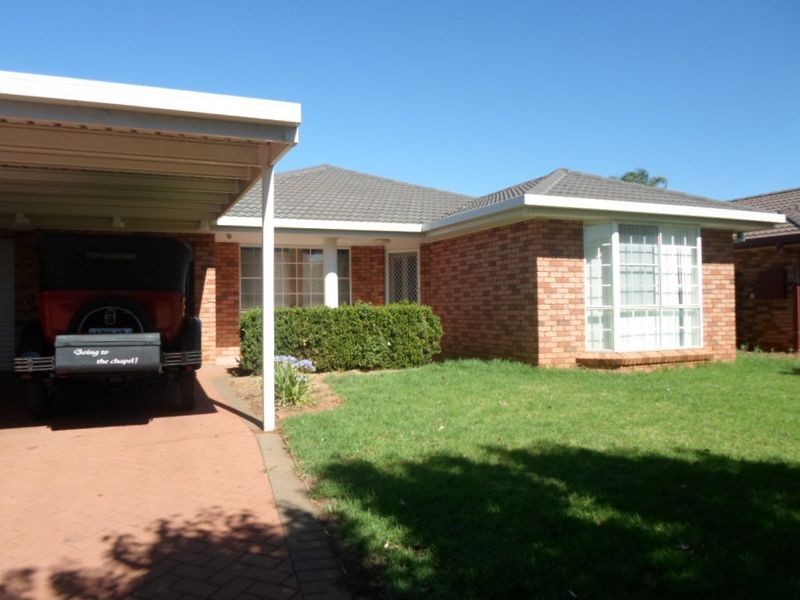 6 Barwon Way, Dubbo NSW 2830