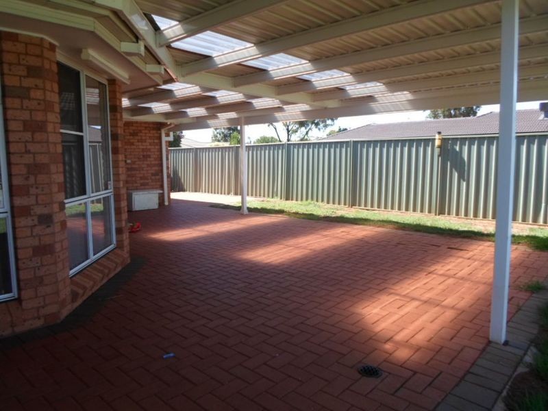 6 Barwon Way, Dubbo NSW 2830