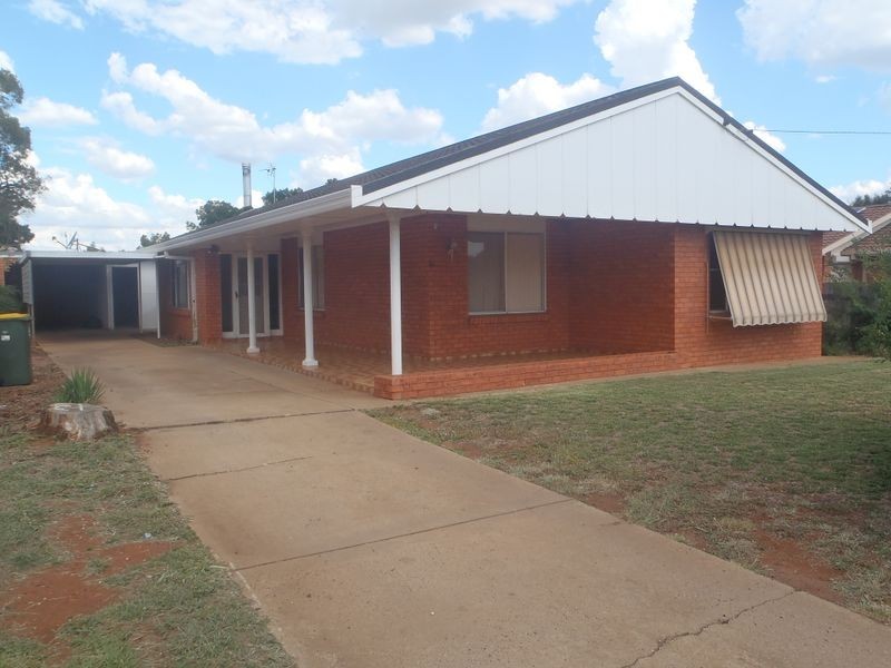 422 Wheelers Lane, Dubbo NSW 2830
