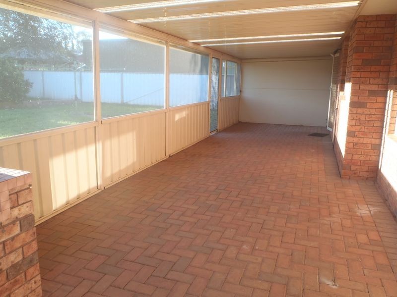 1 Davidson Drive, Dubbo NSW 2830