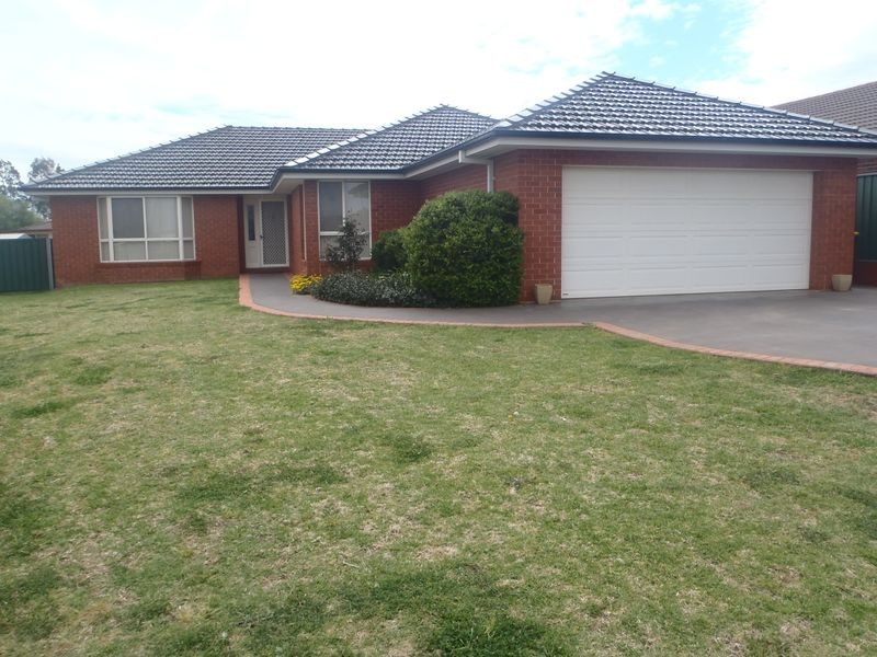 184 Wingewarra Street, Dubbo NSW 2830