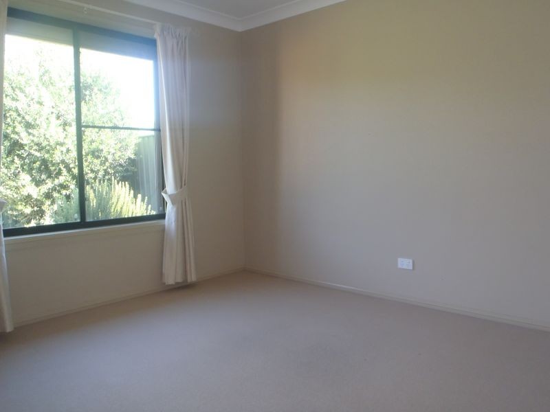 12 Nepean Place, Dubbo NSW 2830