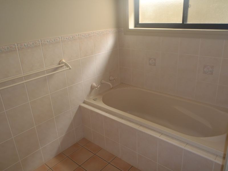 12 Nepean Place, Dubbo NSW 2830