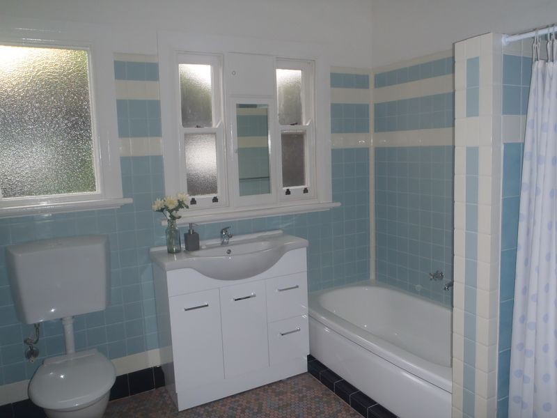 60 Crown Street, Dubbo NSW 2830