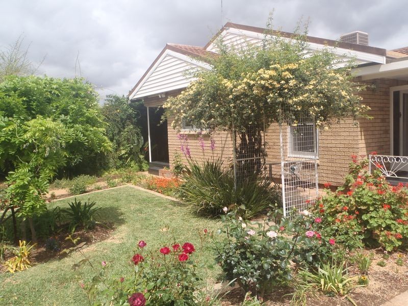 60 Crown Street, Dubbo NSW 2830