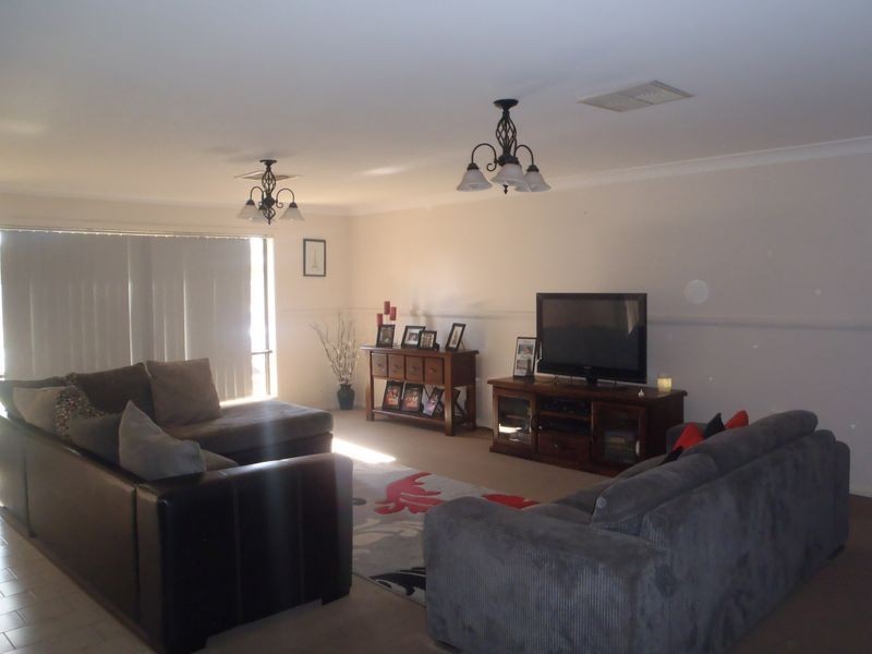 18 Welchman Street, Dubbo NSW 2830