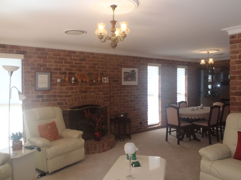 13 Nelson Place, Dubbo NSW 2830