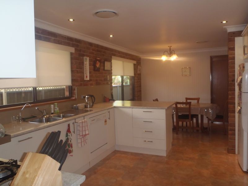 13 Nelson Place, Dubbo NSW 2830