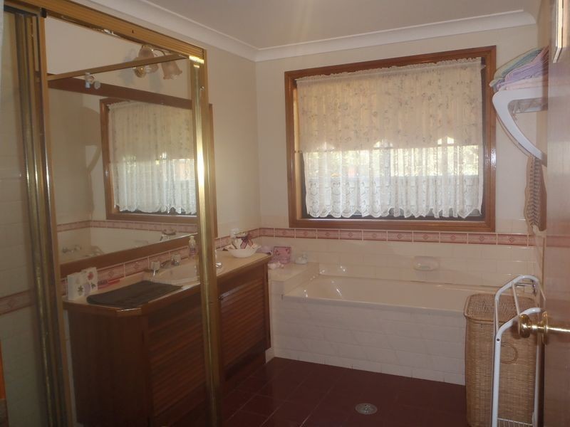 13 Nelson Place, Dubbo NSW 2830
