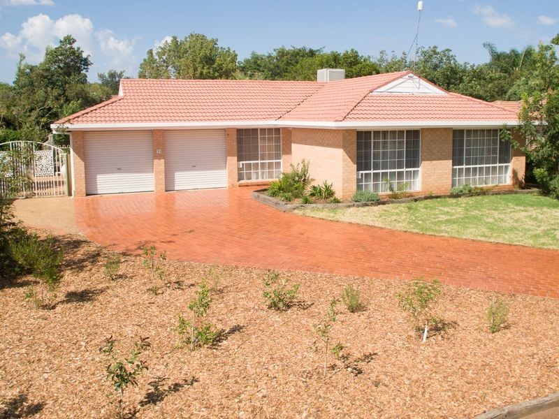 51 St Georges Terrace, Dubbo NSW 2830