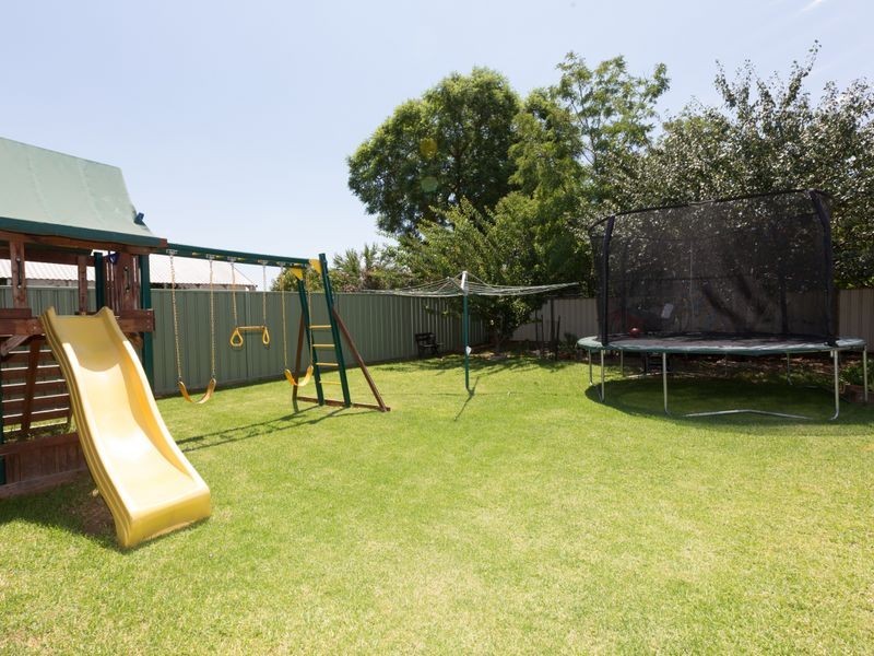 76 Cobra Street, Dubbo NSW 2830