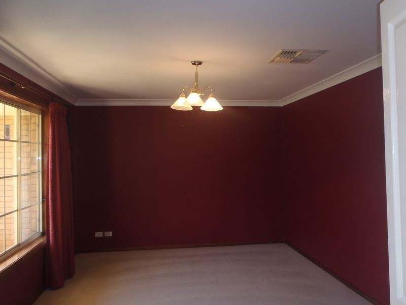 66 Twickenham Drive, Dubbo NSW 2830