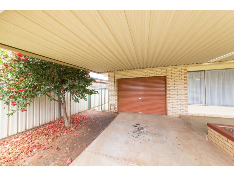 25 Beveridge Crescent, Dubbo NSW 2830