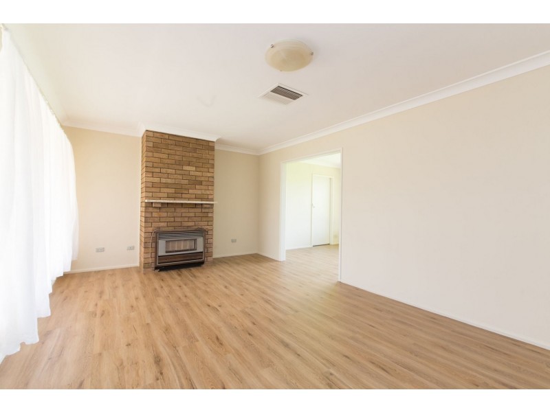 25 Beveridge Crescent, Dubbo NSW 2830