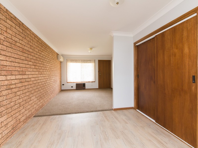 2/13 Bedford Avenue, Dubbo NSW 2830